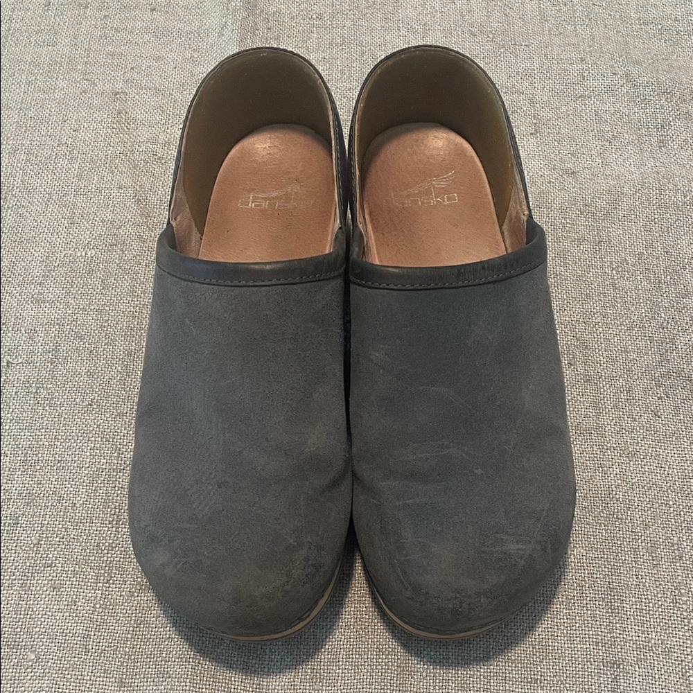 Dansko women’s blue clog